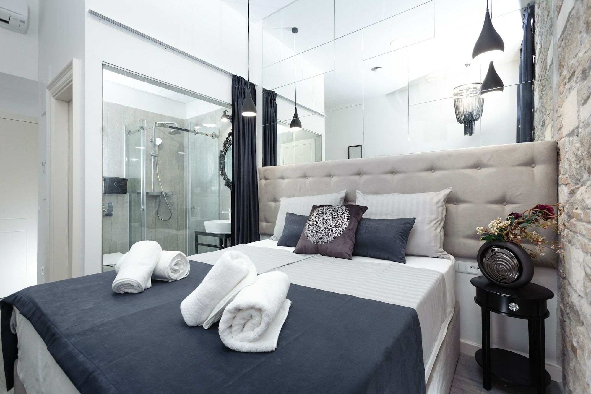 Avangarde Luxury Rooms สปลิท ภายนอก รูปภาพ